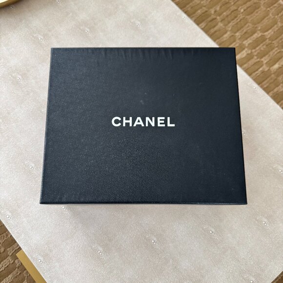 Classic Chanel Beige Lambskin Leather Mid Heels - Picture 6 of 10